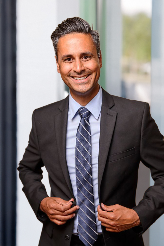 Vivek-Solanki-headshot-(1)